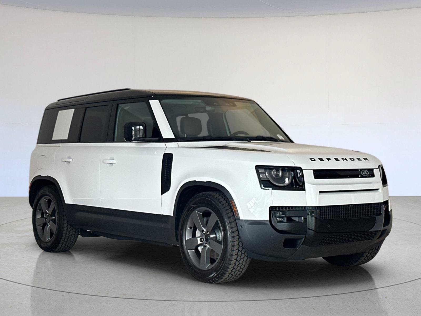 New 2026 Land Rover Defender 110 S AWD/4WD image 8