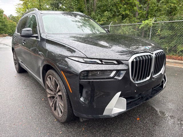 Certified 2025 BMW X7 xDrive40i w/ Executive Package AWD/4WD image 11