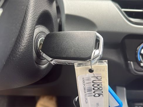 Used 2024 Kia Seltos LX image 25