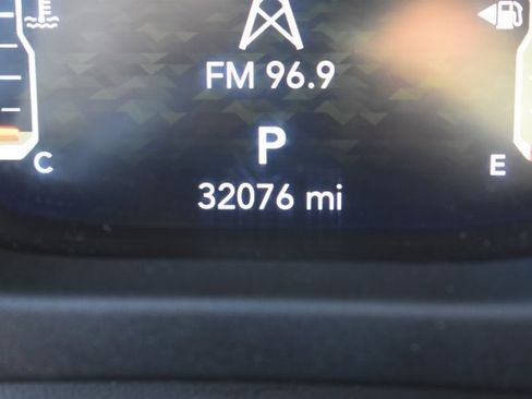 Used 2023 Jeep Gladiator Sport image 20