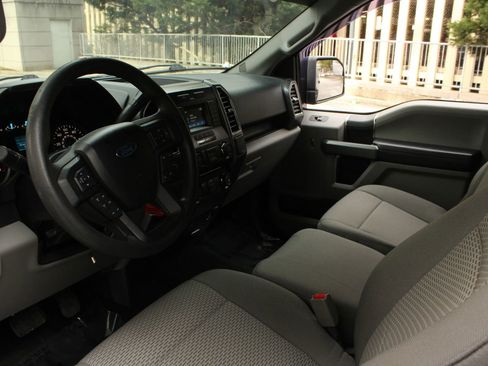 Used 2016 Ford F150 XLT AWD/4WD image 13