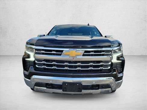 Used 2022 Chevrolet Silverado 1500 LTZ w/ LTZ Premium Texas Edition AWD/4WD image 2