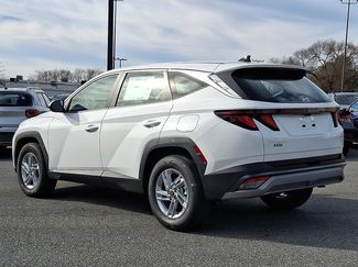 New 2026 Hyundai Tucson SE video 2