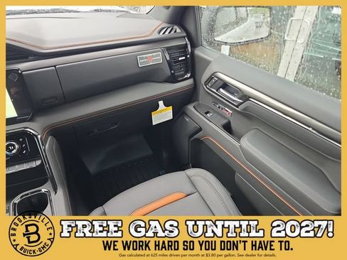 New 2026 GMC Sierra 1500 AT4 w/ AT4 Premium Package AWD/4WD image 14