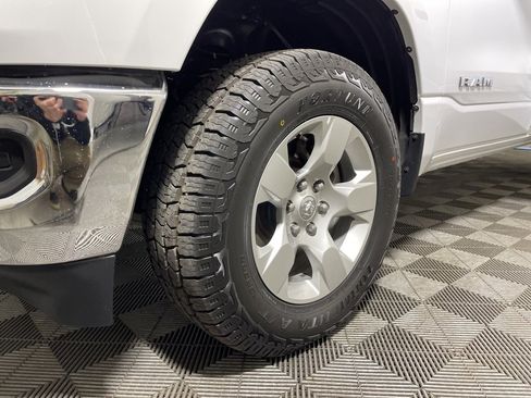 Used 2023 RAM 1500 Big Horn image 30