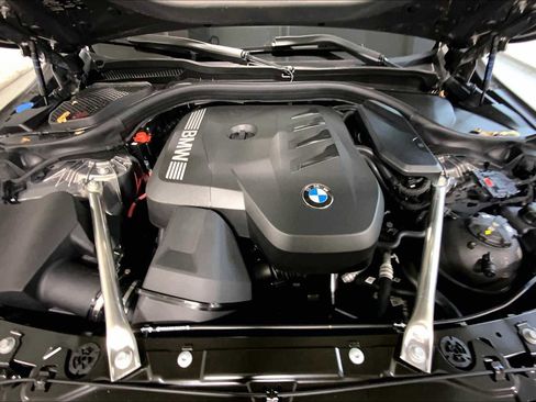 New 2026 BMW 530i xDrive w/ Premium Package image 16