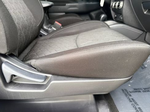 Used 2025 Mitsubishi Outlander Sport AWD image 27