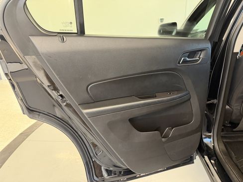 Used 2015 Chevrolet Equinox LT w/ Driver Convenience Package image 27