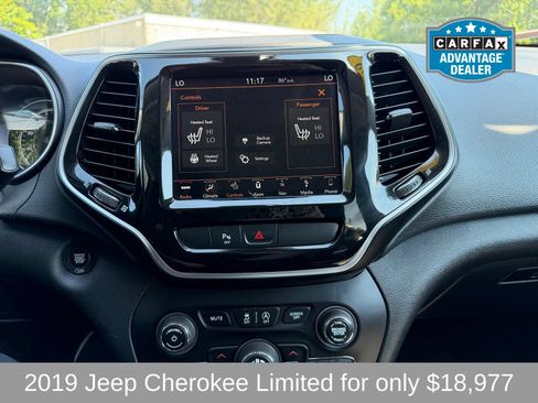 Used 2019 Jeep Cherokee Limited AWD/4WD image 19