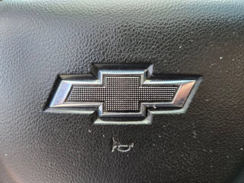 Used 2021 Chevrolet Silverado 1500 RST w/ Convenience Package II AWD/4WD image 32