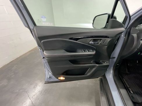 Used 2022 Honda Ridgeline Black Edition image 22