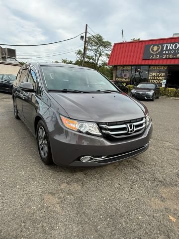 Used 2016 Honda Odyssey Touring Elite image 3