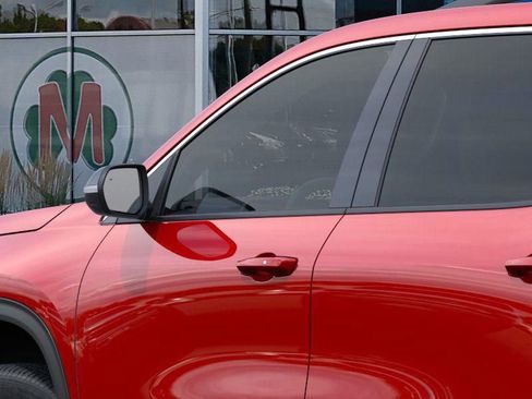 New 2026 Chevrolet Traverse LT w/ Driver Confidence Package image 12