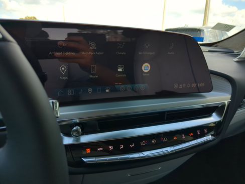 New 2026 Cadillac Lyriq Luxury image 25