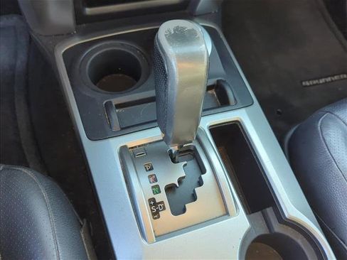 Used 2012 Toyota 4Runner Limited image 20