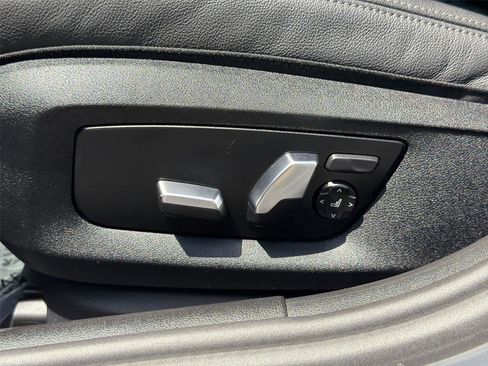 Used 2023 BMW 540i w/ M Sport Package RWD image 24