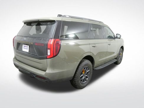 Used 2025 Ford Expedition Tremor AWD/4WD image 4