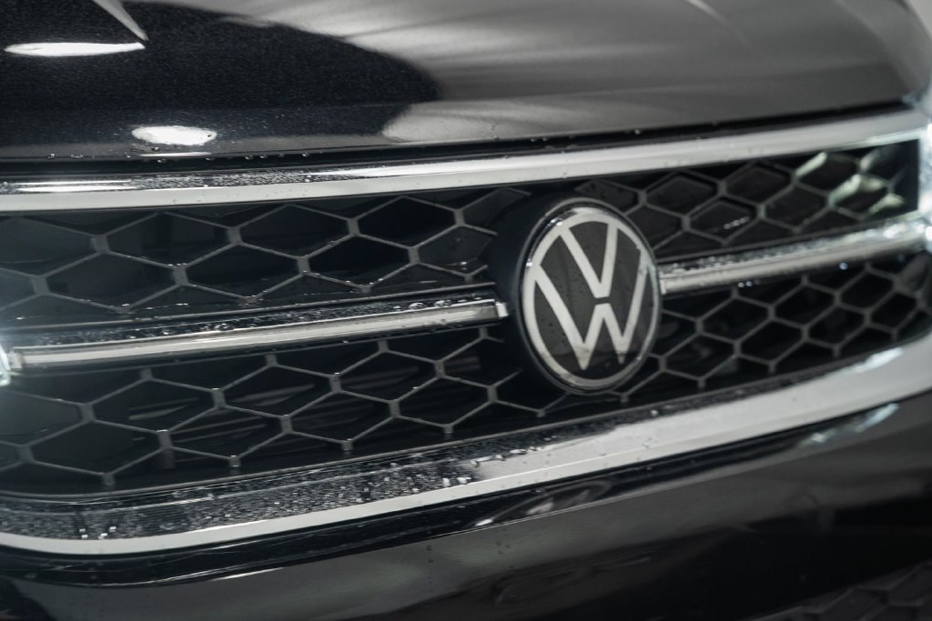 Used 2023 Volkswagen Taos SEL AWD/4WD image 9