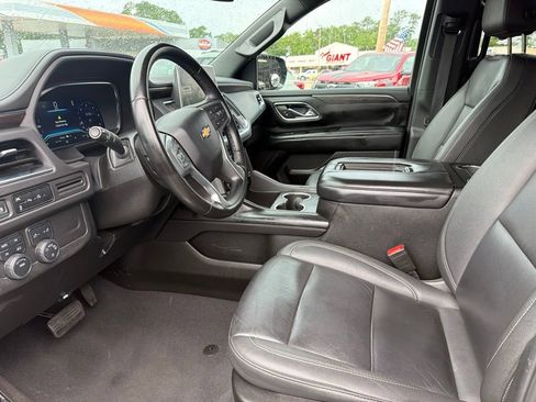 Used 2024 Chevrolet Suburban LT AWD/4WD image 14