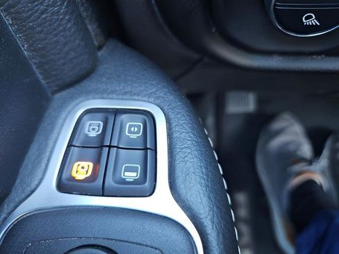 Used 2024 RAM 2500 Big Horn image 34