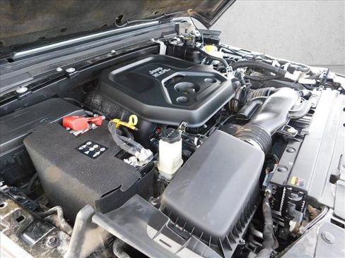 Used 2023 Jeep Wrangler Unlimited Sport AWD/4WD image 30