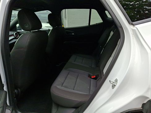 Certified 2025 Chevrolet Trax RS w/ Driver Confidence Package FWD image 11