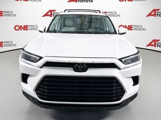 Certified 2024 Toyota Grand Highlander XLE video 2