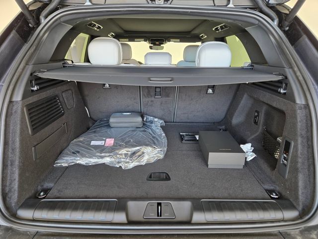 New 2026 Land Rover Range Rover Sport SE AWD/4WD image 14