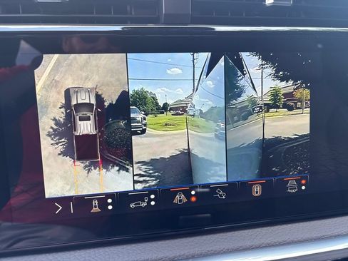 New 2026 GMC Sierra 2500 Denali w/ Technology Package AWD/4WD image 31