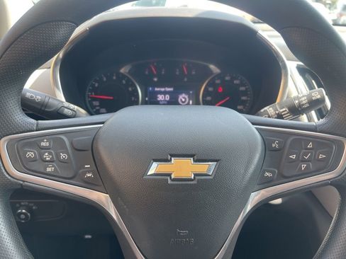 Used 2023 Chevrolet Equinox LT image 10