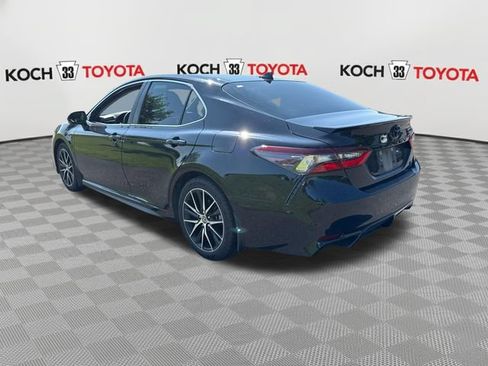 Used 2023 Toyota Camry SE w/ Cold Weather Package AWD/4WD image 6