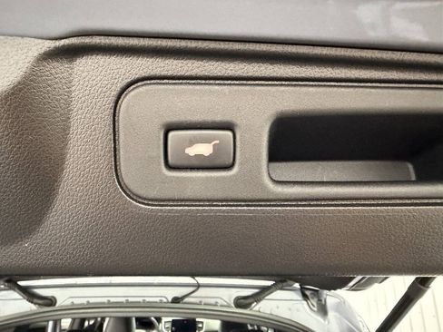 Used 2024 Honda Passport Black Edition image 14