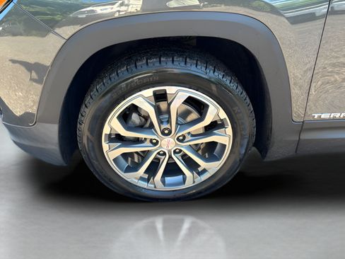 Used 2020 GMC Terrain SLT w/ Preferred Package AWD/4WD image 23