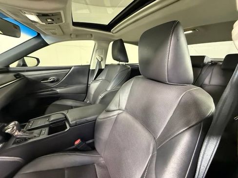 Used 2019 Lexus ES 350 w/ Accessory Package 2 FWD image 16