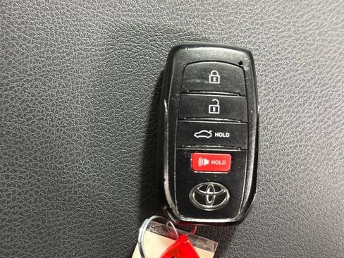 Used 2025 Toyota Camry LE FWD image 41
