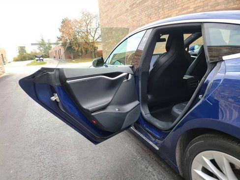 Used 2017 Tesla Model S image 22