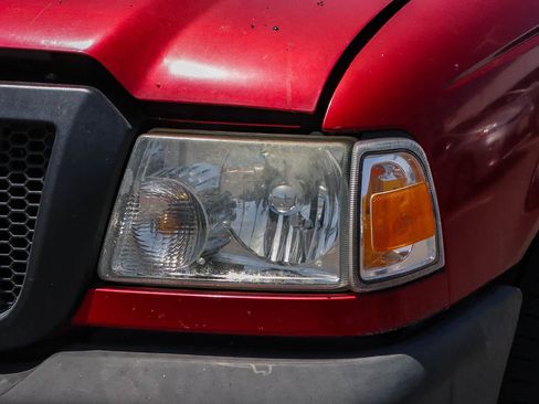 Used 2006 Ford Ranger XL RWD image 2
