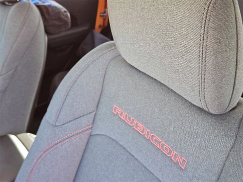 New 2025 Jeep Gladiator Rubicon w/ Convenience Group image 16