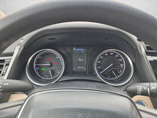 Used 2018 Toyota Camry LE FWD image 11