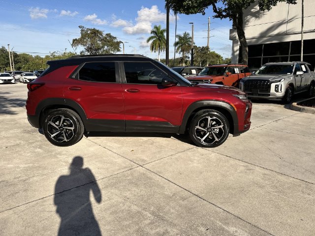 Used 2022 Chevrolet TrailBlazer RS FWD image 14