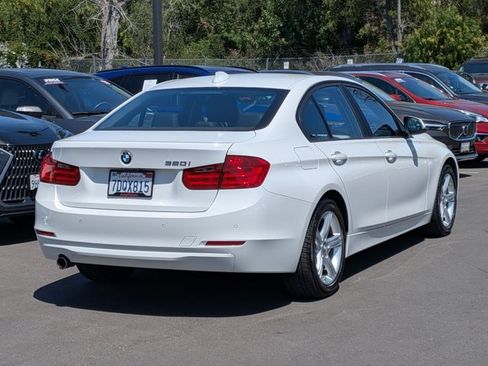Used 2014 BMW 320i Sedan RWD image 5