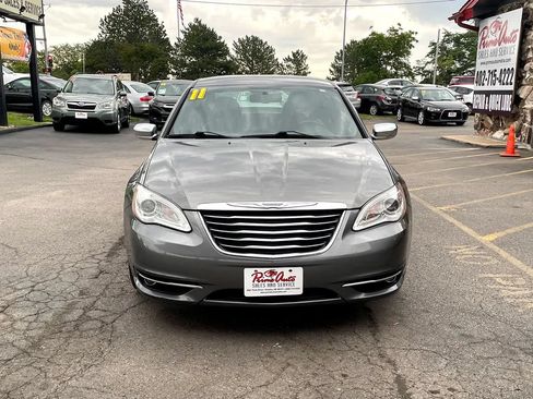 Used 2011 Chrysler 200 Limited FWD image 15