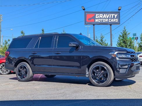 Used 2022 Ford Expedition Max Limited image 5