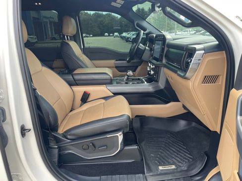 Used 2022 Ford F150 Lariat w/ Trailer Tow Package AWD/4WD image 36
