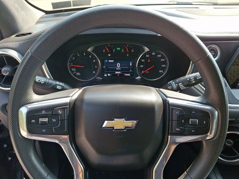 Used 2022 Chevrolet Blazer LT AWD/4WD image 19