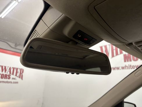 Used 2015 Mercedes-Benz ML 350 4MATIC image 31