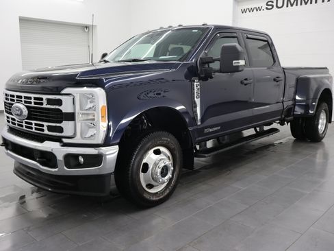 Used 2023 Ford F350 XLT w/ 360-Degree Camera Package image 6