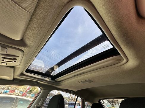 Used 2014 Subaru Crosstrek 2.0i Premium w/ Moonroof Package image 21