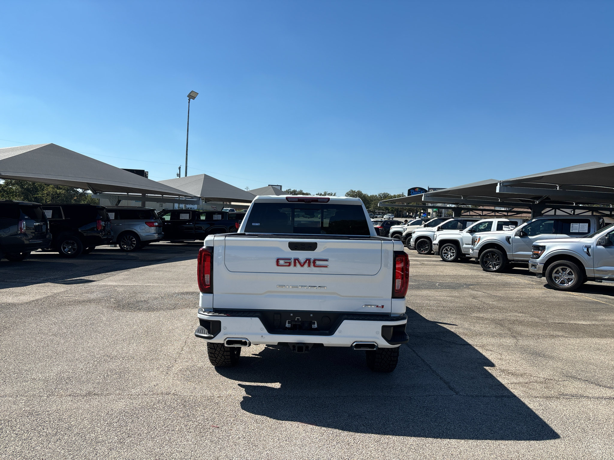 New 2026 GMC Sierra 1500 AT4 w/ AT4 Premium Package AWD/4WD image 6