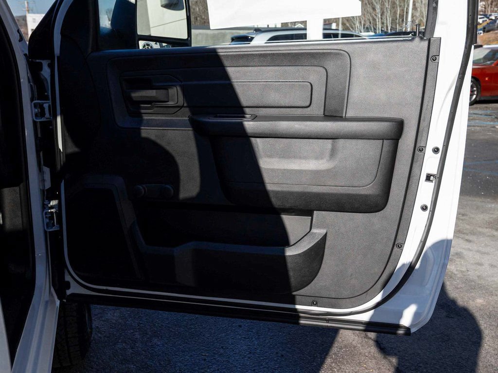 New 2026 RAM 3500 Tradesman AWD/4WD image 12